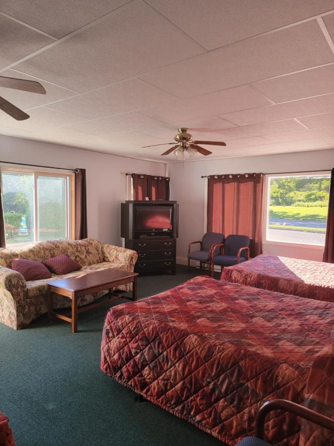 Gateway Motel Gananoque Exterior foto