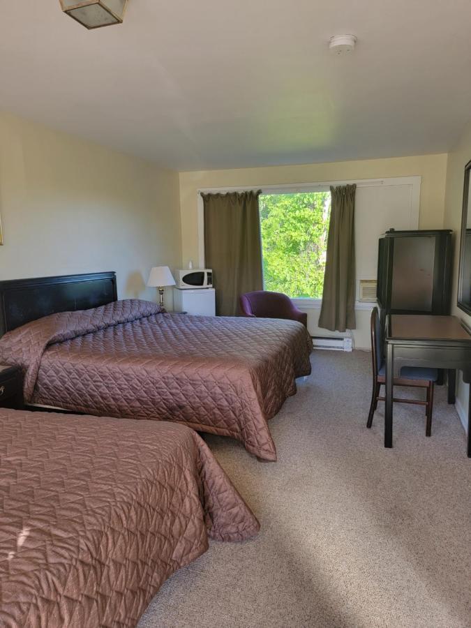 Gateway Motel Gananoque Exterior foto